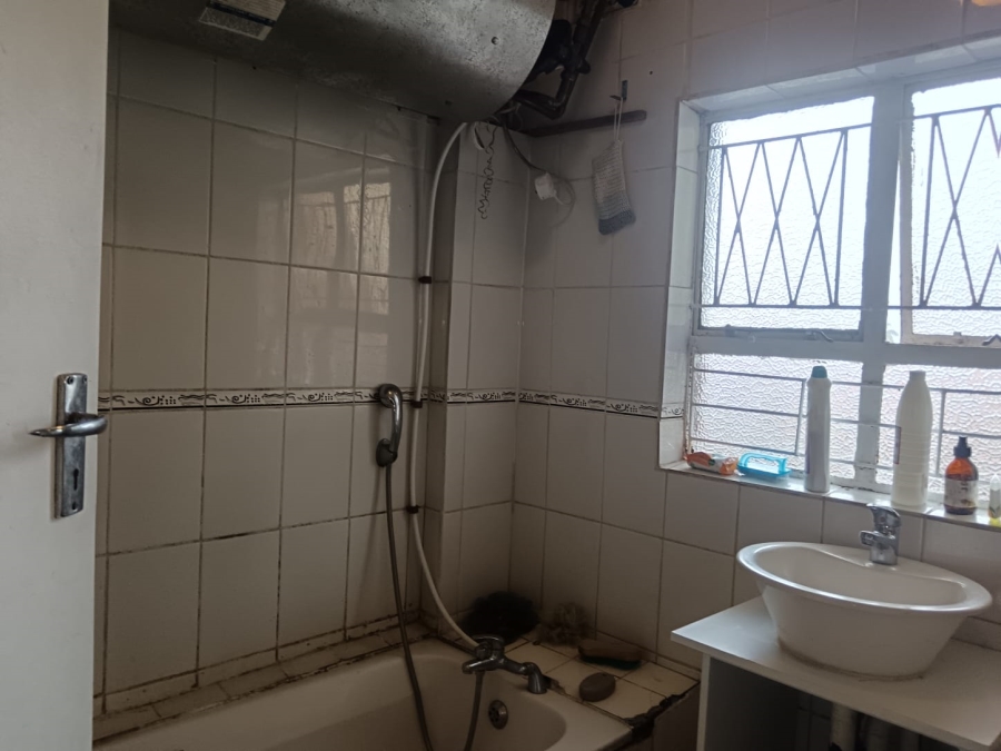 To Let 2 Bedroom Property for Rent in Umbilo KwaZulu-Natal