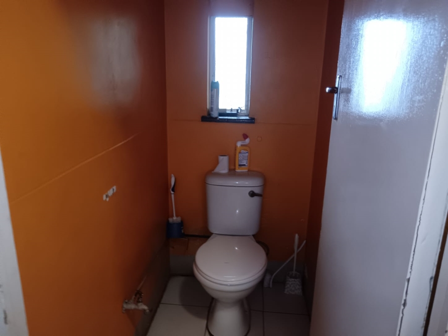 To Let 2 Bedroom Property for Rent in Umbilo KwaZulu-Natal
