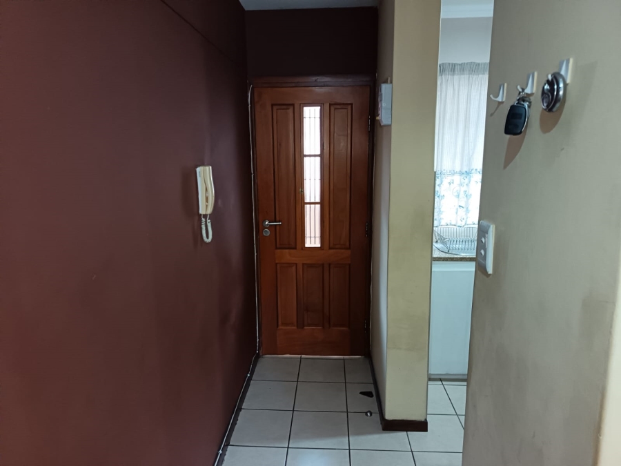 2 Bedroom Property for Sale in Essenwood KwaZulu-Natal