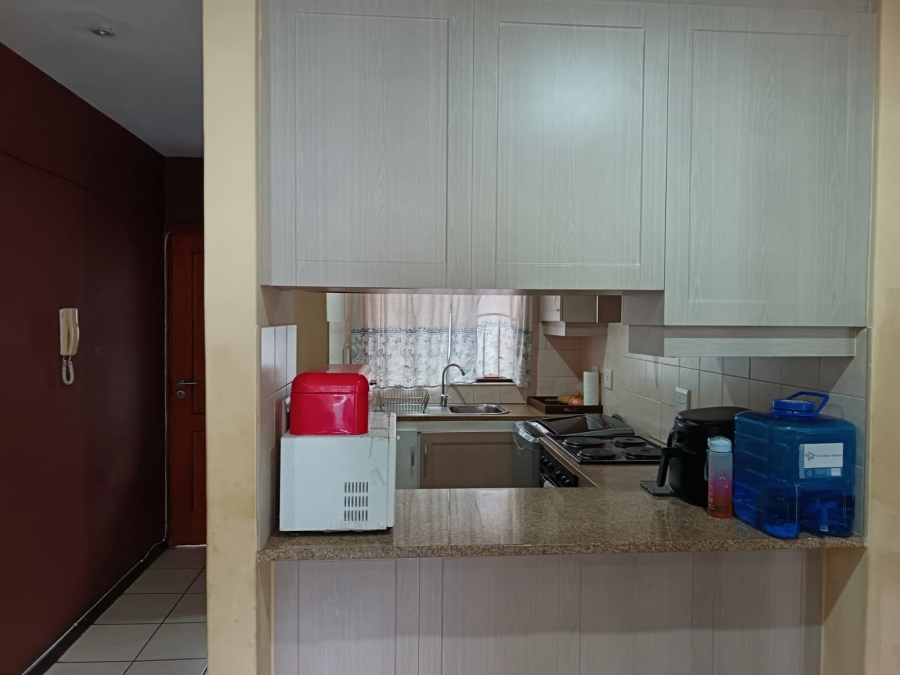 2 Bedroom Property for Sale in Essenwood KwaZulu-Natal