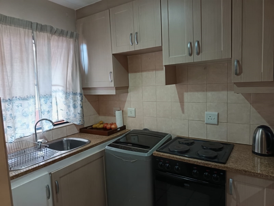 2 Bedroom Property for Sale in Essenwood KwaZulu-Natal