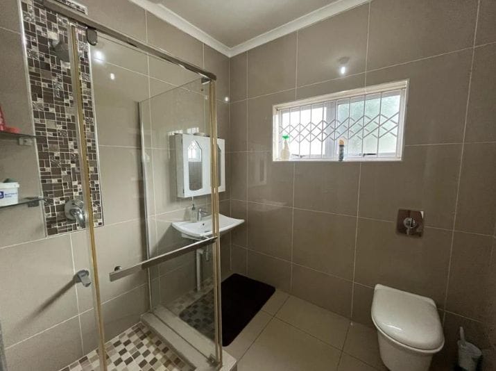 3 Bedroom Property for Sale in Duffs Road KwaZulu-Natal