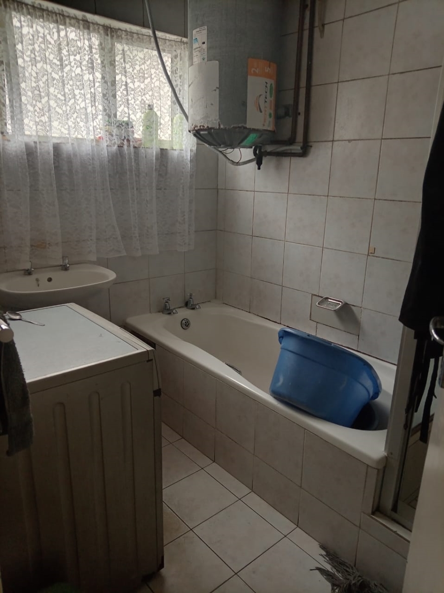 2 Bedroom Property for Sale in South Beach KwaZulu-Natal