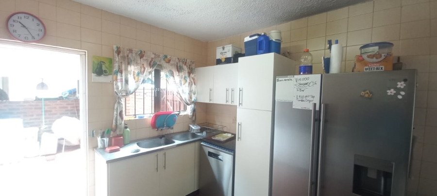 To Let 3 Bedroom Property for Rent in Umgeni Park KwaZulu-Natal