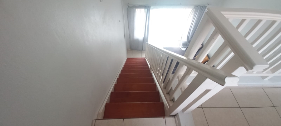 1 Bedroom Property for Sale in Morningside KwaZulu-Natal