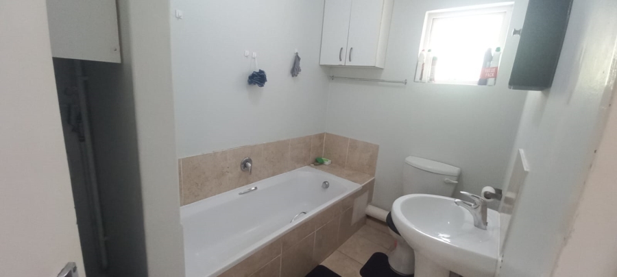 1 Bedroom Property for Sale in Morningside KwaZulu-Natal