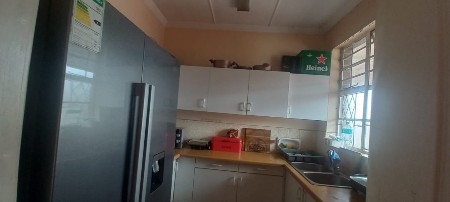 2 Bedroom Property for Sale in Glenwood KwaZulu-Natal