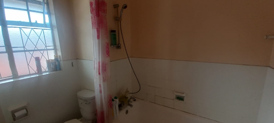 2 Bedroom Property for Sale in Glenwood KwaZulu-Natal