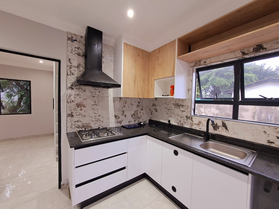 1 Bedroom Property for Sale in Pinelands KwaZulu-Natal