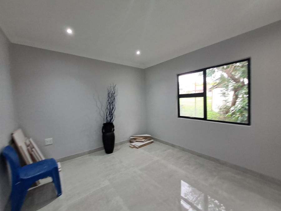 1 Bedroom Property for Sale in Pinelands KwaZulu-Natal