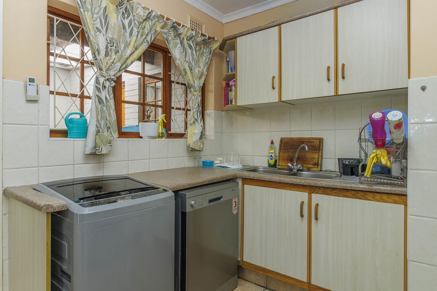 5 Bedroom Property for Sale in Westville Central KwaZulu-Natal