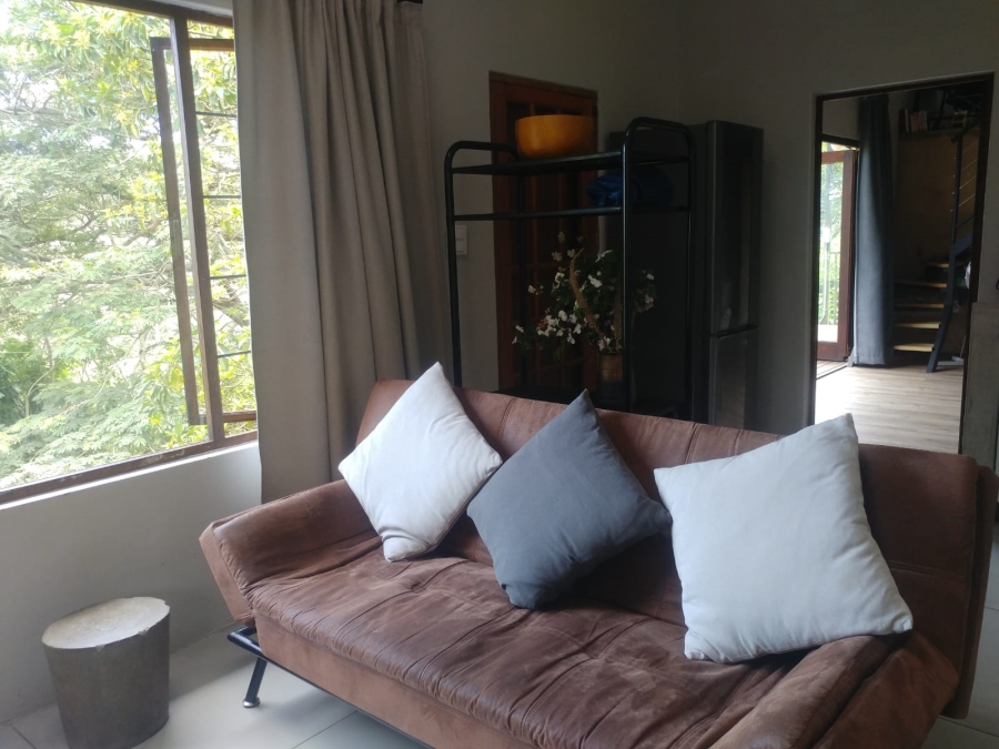 To Let 2 Bedroom Property for Rent in Crestholme KwaZulu-Natal