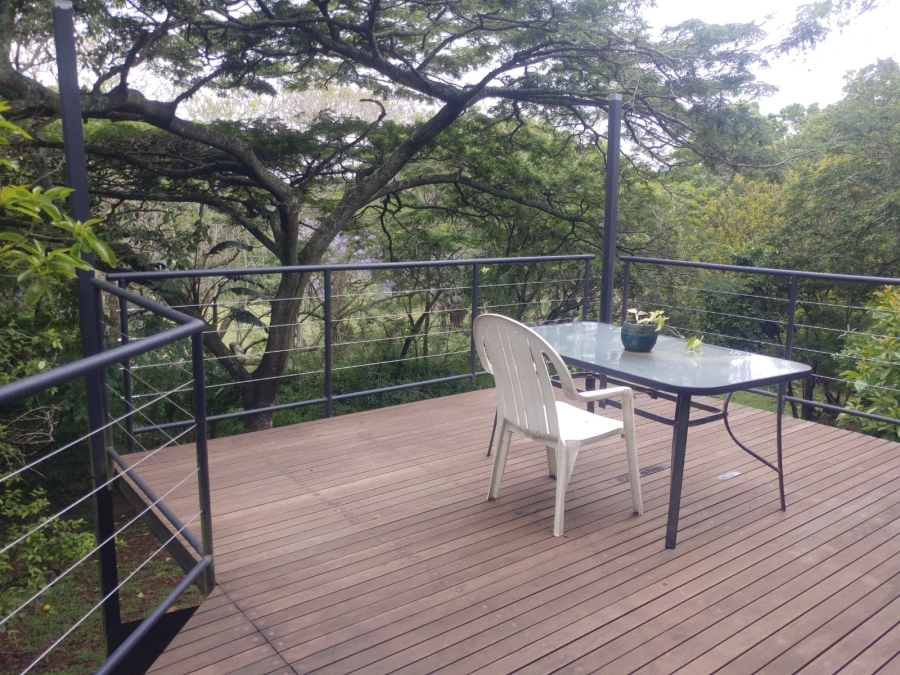 To Let 2 Bedroom Property for Rent in Crestholme KwaZulu-Natal