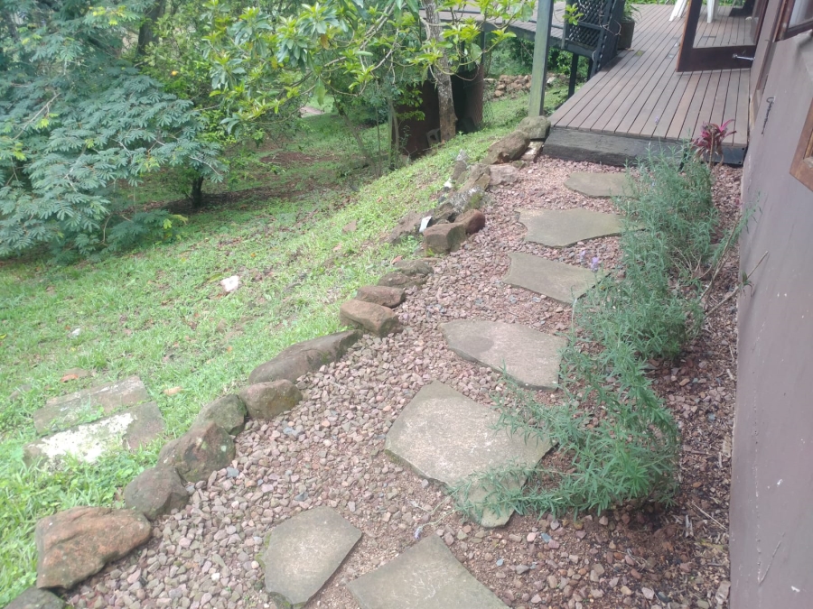 To Let 2 Bedroom Property for Rent in Crestholme KwaZulu-Natal