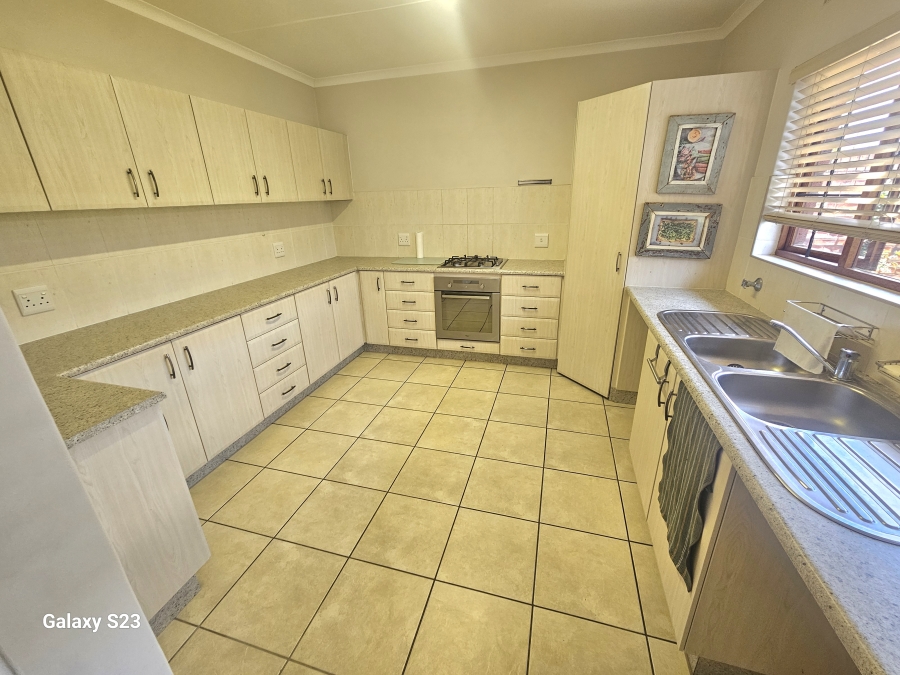 3 Bedroom Property for Sale in Amber Ridge KwaZulu-Natal