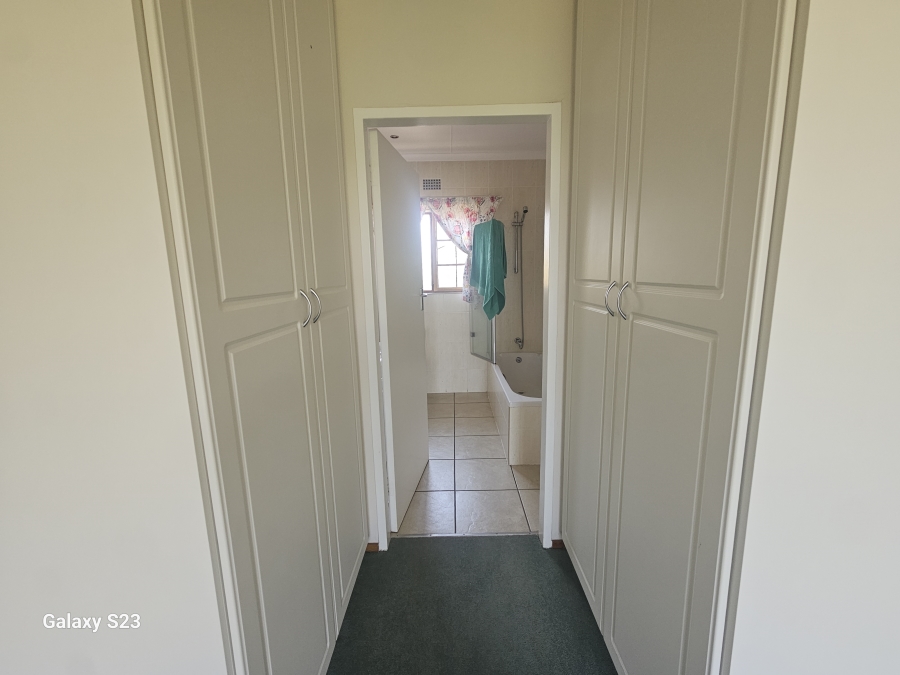 3 Bedroom Property for Sale in Amber Ridge KwaZulu-Natal