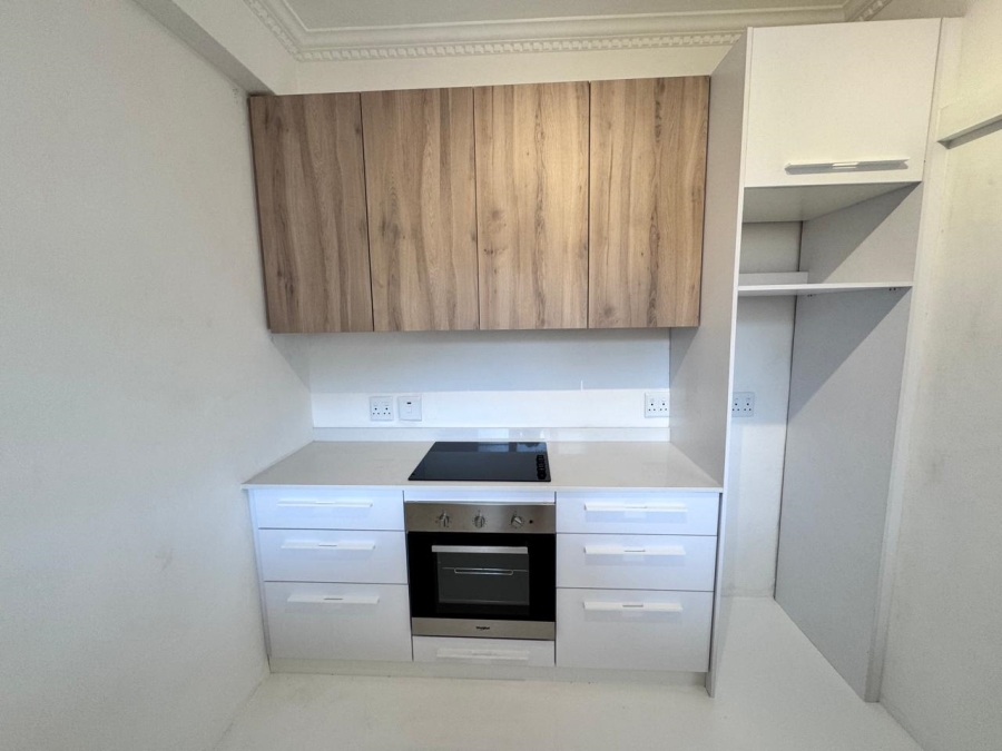 1 Bedroom Property for Sale in Glenwood KwaZulu-Natal