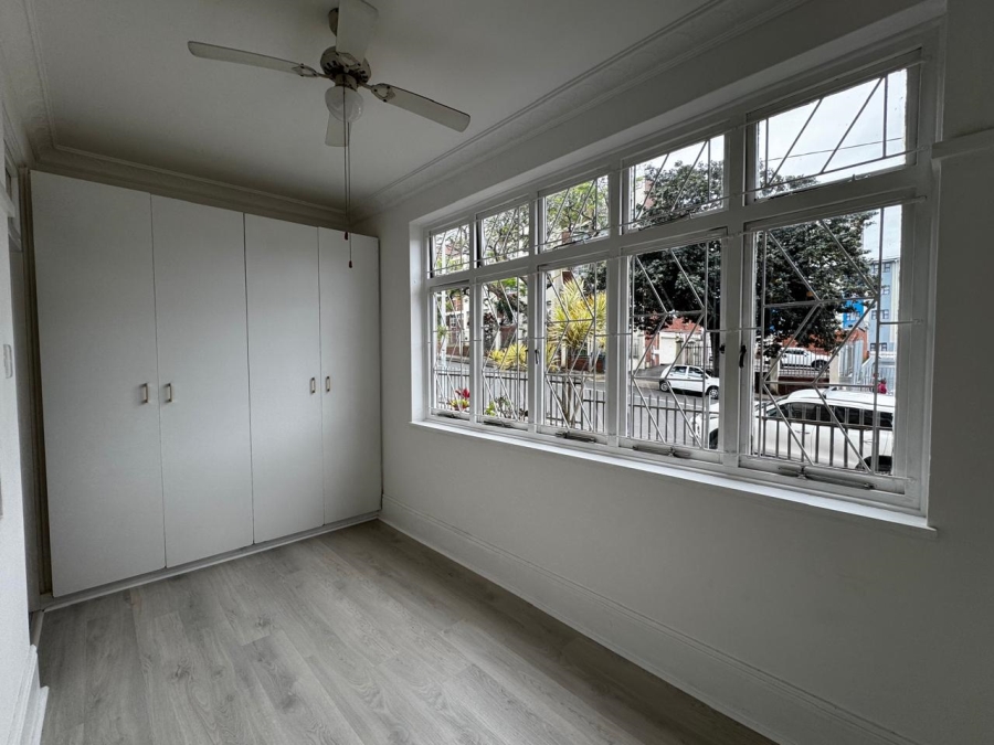 1 Bedroom Property for Sale in Glenwood KwaZulu-Natal