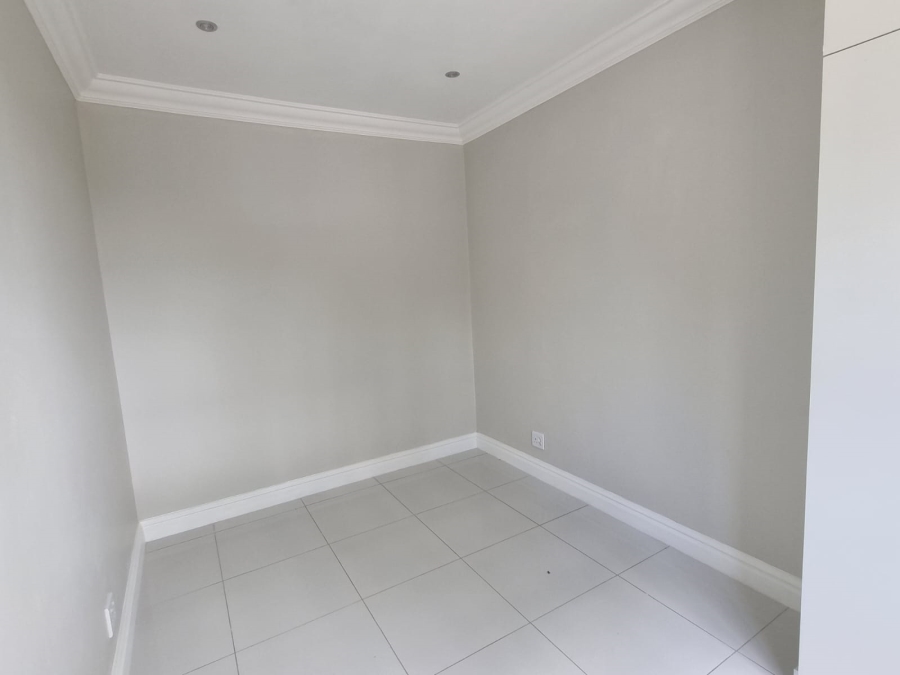 To Let 2 Bedroom Property for Rent in Gillitts KwaZulu-Natal