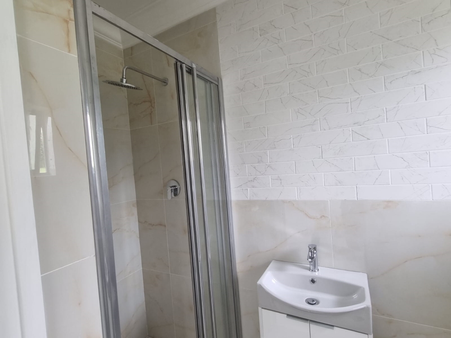 To Let 2 Bedroom Property for Rent in Gillitts KwaZulu-Natal