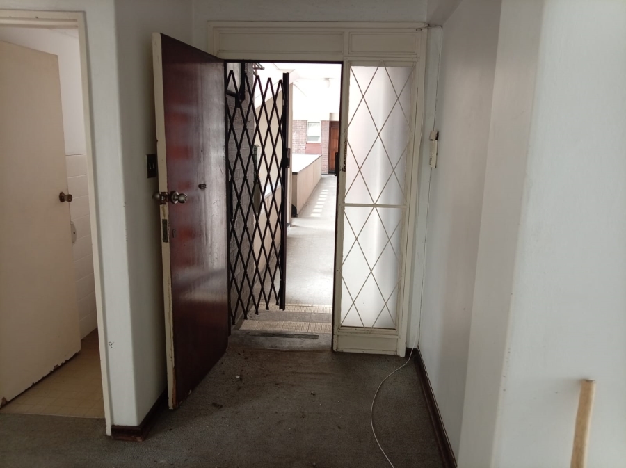 2 Bedroom Property for Sale in Esplanade KwaZulu-Natal