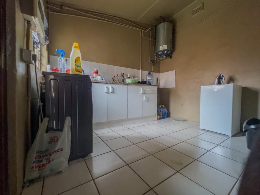 1 Bedroom Property for Sale in Umbilo KwaZulu-Natal