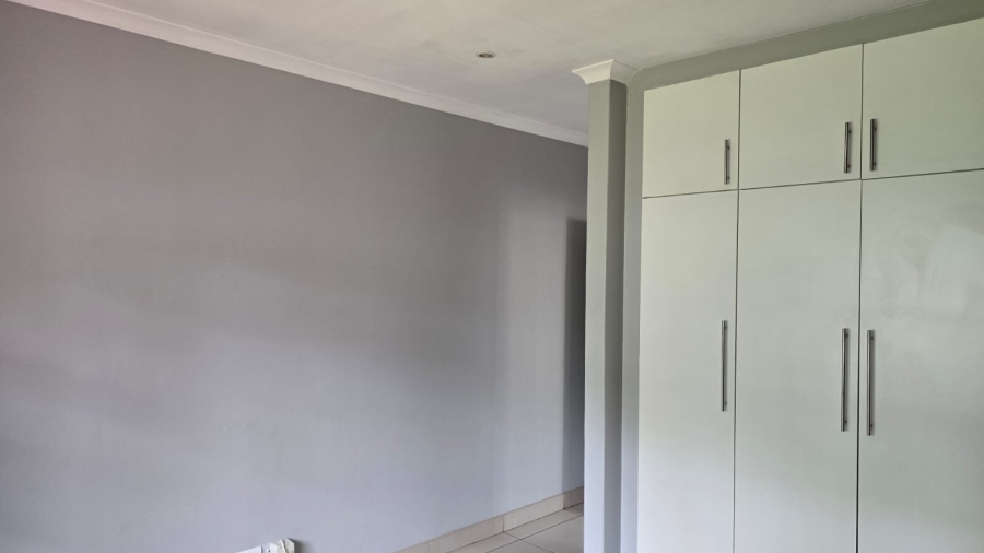 To Let 3 Bedroom Property for Rent in Signal Hill KwaZulu-Natal