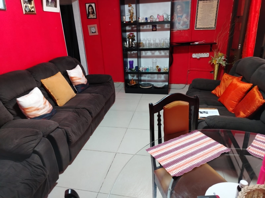 2 Bedroom Property for Sale in Durban Central KwaZulu-Natal