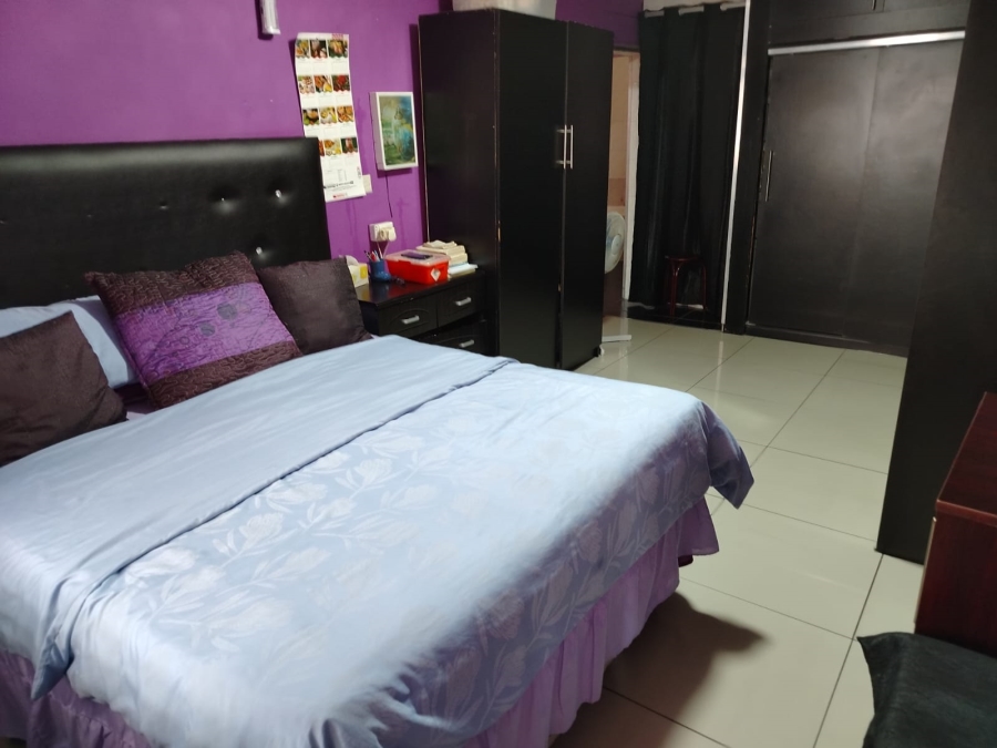 2 Bedroom Property for Sale in Durban Central KwaZulu-Natal
