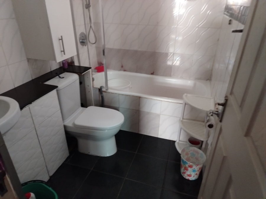 2 Bedroom Property for Sale in Durban Central KwaZulu-Natal