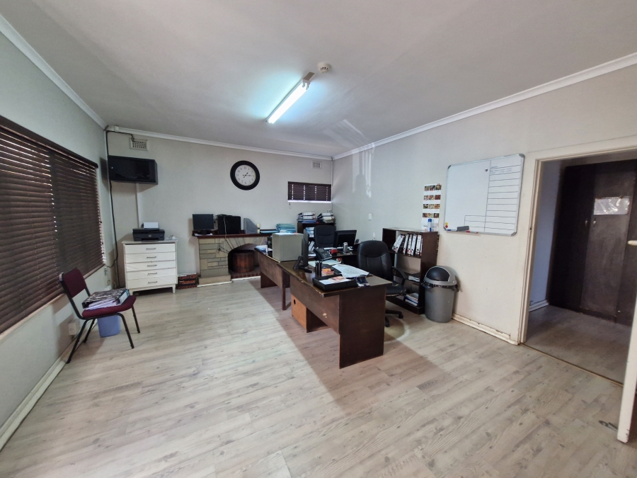 To Let 3 Bedroom Property for Rent in Montclair KwaZulu-Natal