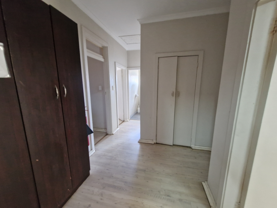 To Let 3 Bedroom Property for Rent in Montclair KwaZulu-Natal