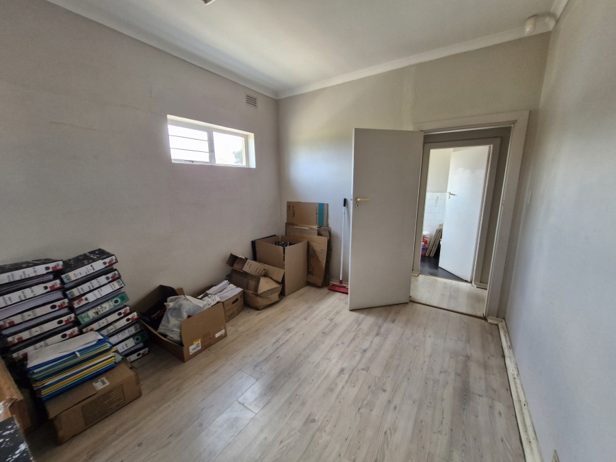 To Let 3 Bedroom Property for Rent in Montclair KwaZulu-Natal