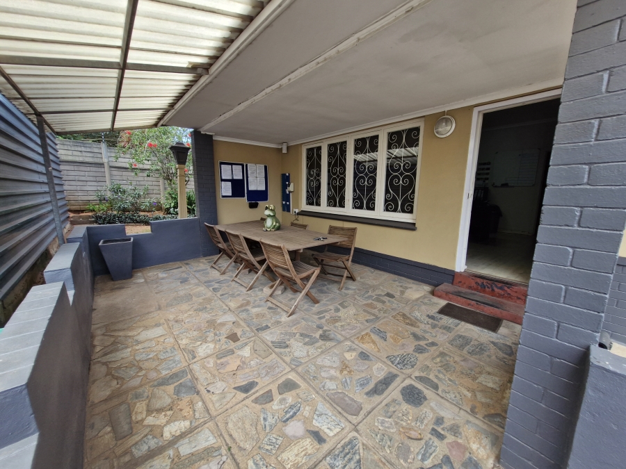 To Let 3 Bedroom Property for Rent in Montclair KwaZulu-Natal