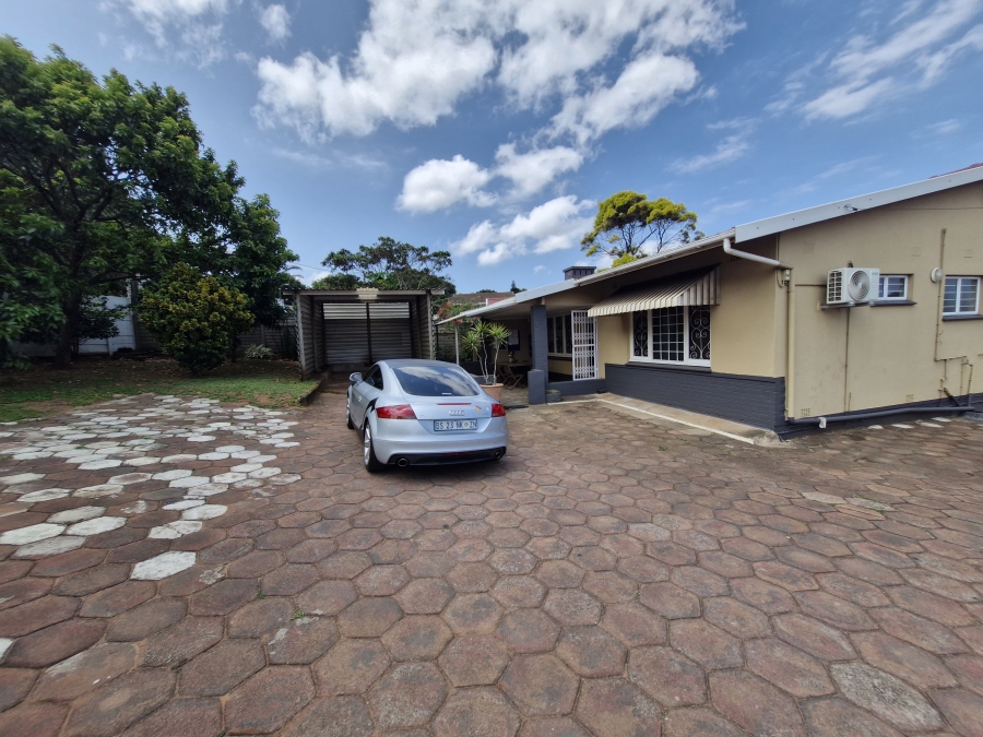 To Let 3 Bedroom Property for Rent in Montclair KwaZulu-Natal