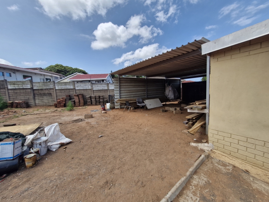 To Let 3 Bedroom Property for Rent in Montclair KwaZulu-Natal