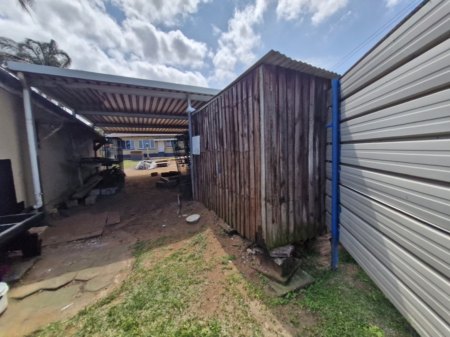 To Let 3 Bedroom Property for Rent in Montclair KwaZulu-Natal