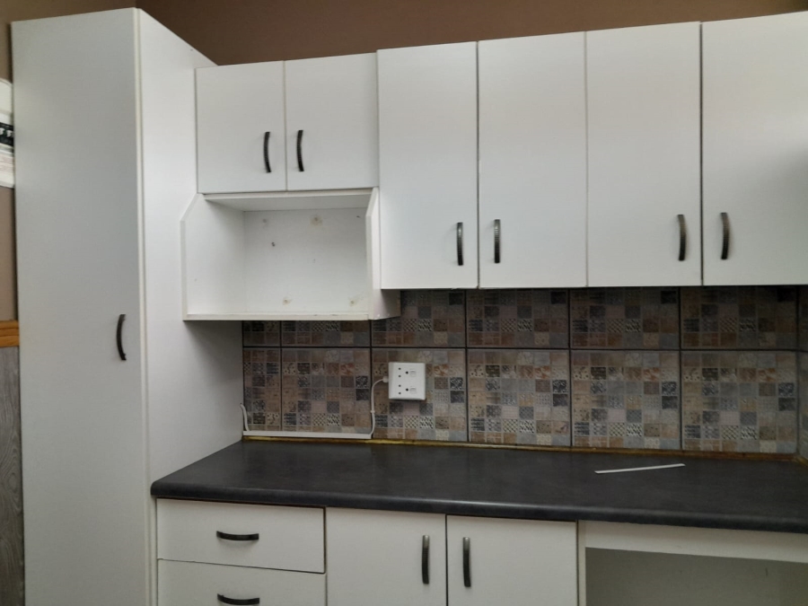 To Let 2 Bedroom Property for Rent in Amanzimtoti KwaZulu-Natal