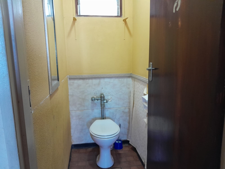 To Let 2 Bedroom Property for Rent in Amanzimtoti KwaZulu-Natal