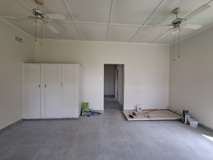 To Let 1 Bedroom Property for Rent in Manors KwaZulu-Natal