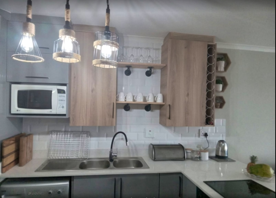 To Let 2 Bedroom Property for Rent in Ballito Central KwaZulu-Natal