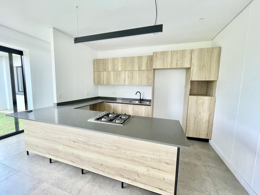 To Let 3 Bedroom Property for Rent in Sheffield Beach KwaZulu-Natal