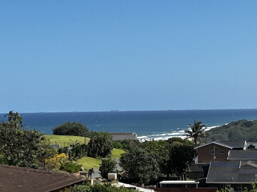 4 Bedroom Property for Sale in Tinley Manor KwaZulu-Natal