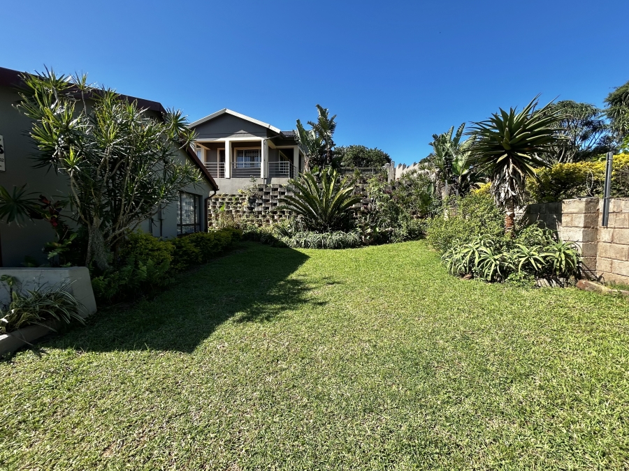 4 Bedroom Property for Sale in Tinley Manor KwaZulu-Natal