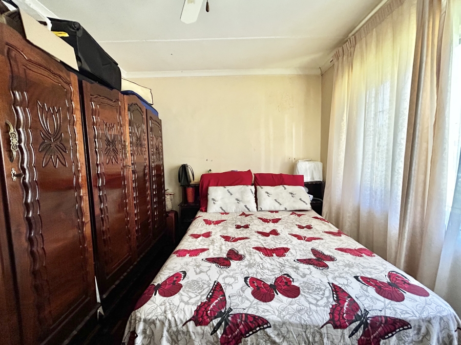 4 Bedroom Property for Sale in Tinley Manor KwaZulu-Natal