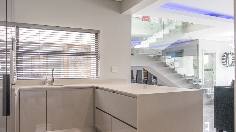 4 Bedroom Property for Sale in Seaward Estate KwaZulu-Natal