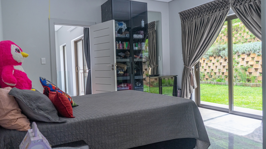 4 Bedroom Property for Sale in Seaward Estate KwaZulu-Natal