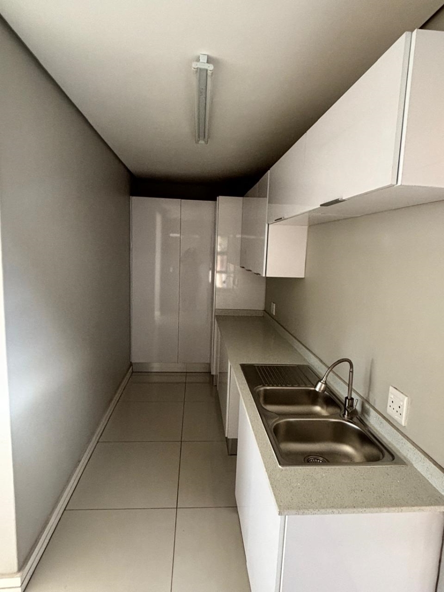 5 Bedroom Property for Sale in Izinga KwaZulu-Natal