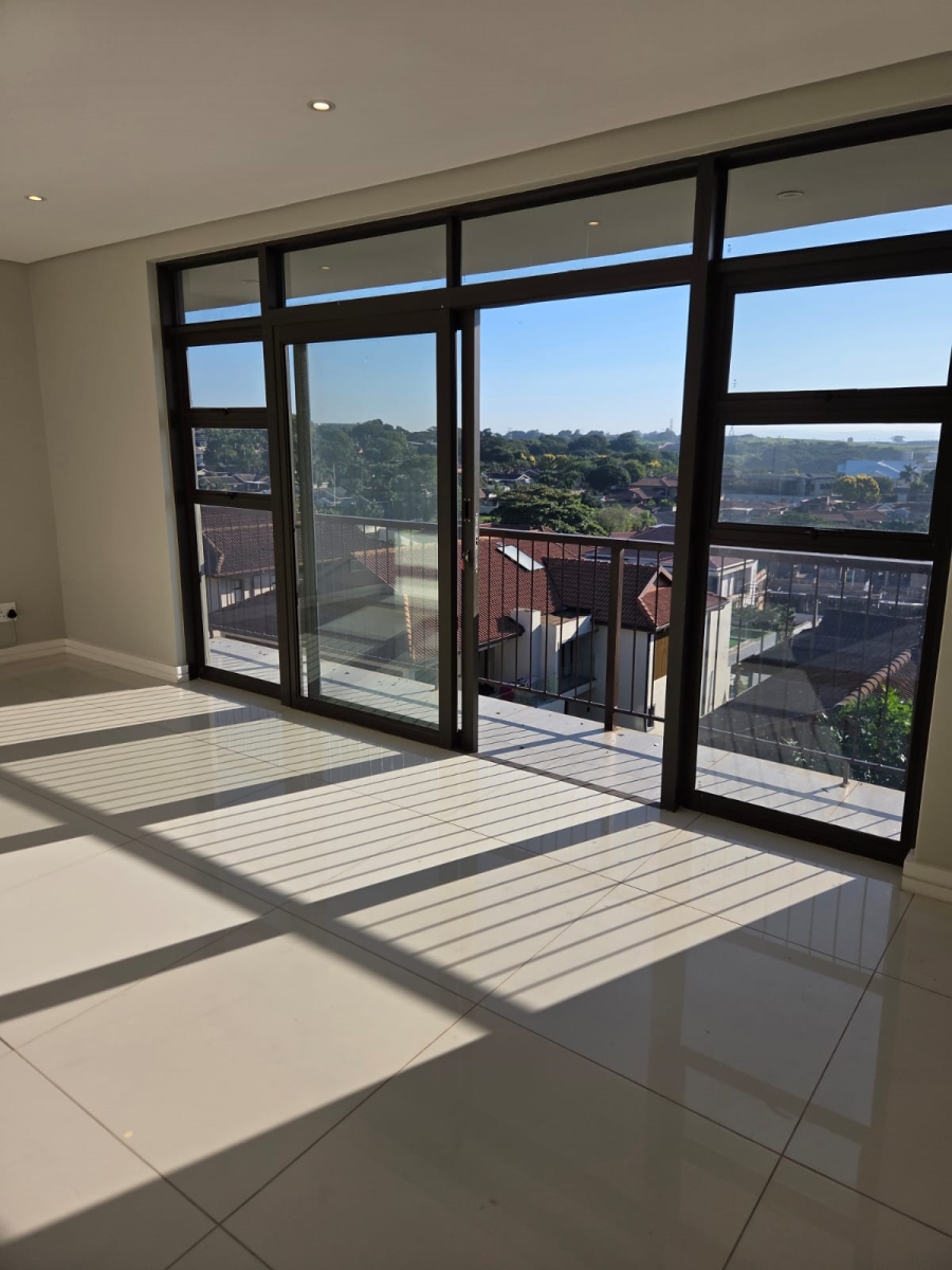 5 Bedroom Property for Sale in Izinga KwaZulu-Natal