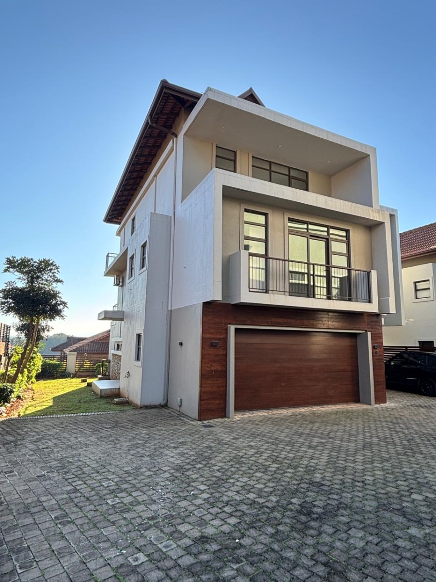 5 Bedroom Property for Sale in Izinga KwaZulu-Natal